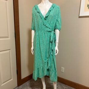 Old Navy Floral Wrap Dress XXL